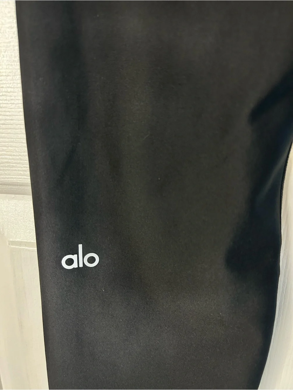ALO Yoga 7/8 High-Waist Airlift Legging- Black/ Size Large